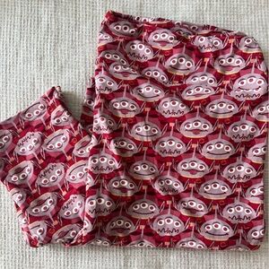 LuLaRoe Disney Leggings Toy Story Aliens - tall/curvy